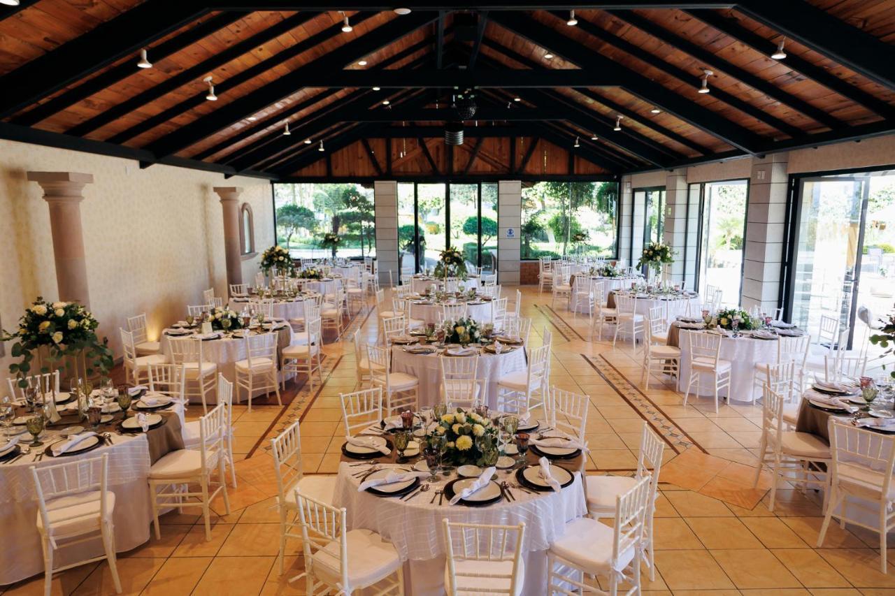 Hotel Hacienda Montesinos Morelia Bagian luar foto