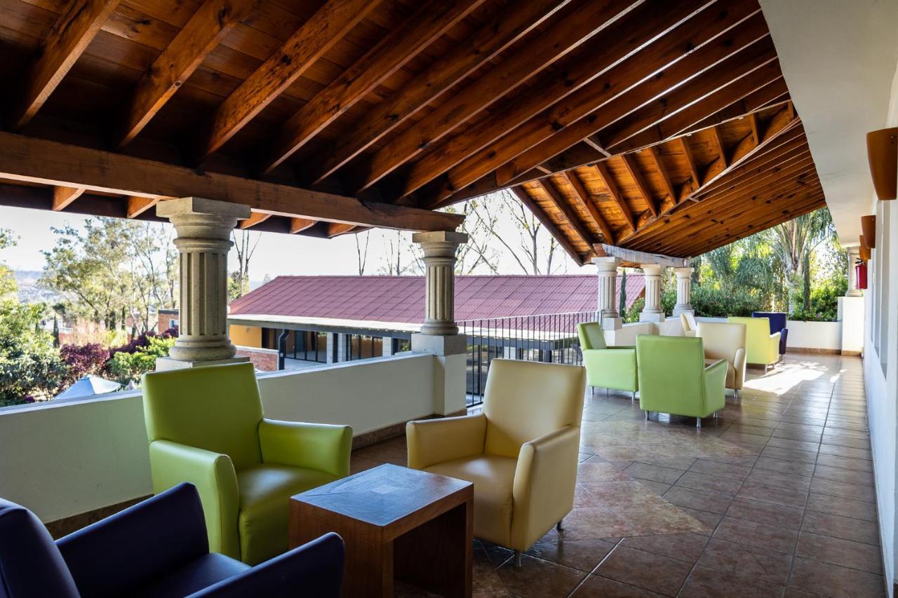 Hotel Hacienda Montesinos Morelia Bagian luar foto