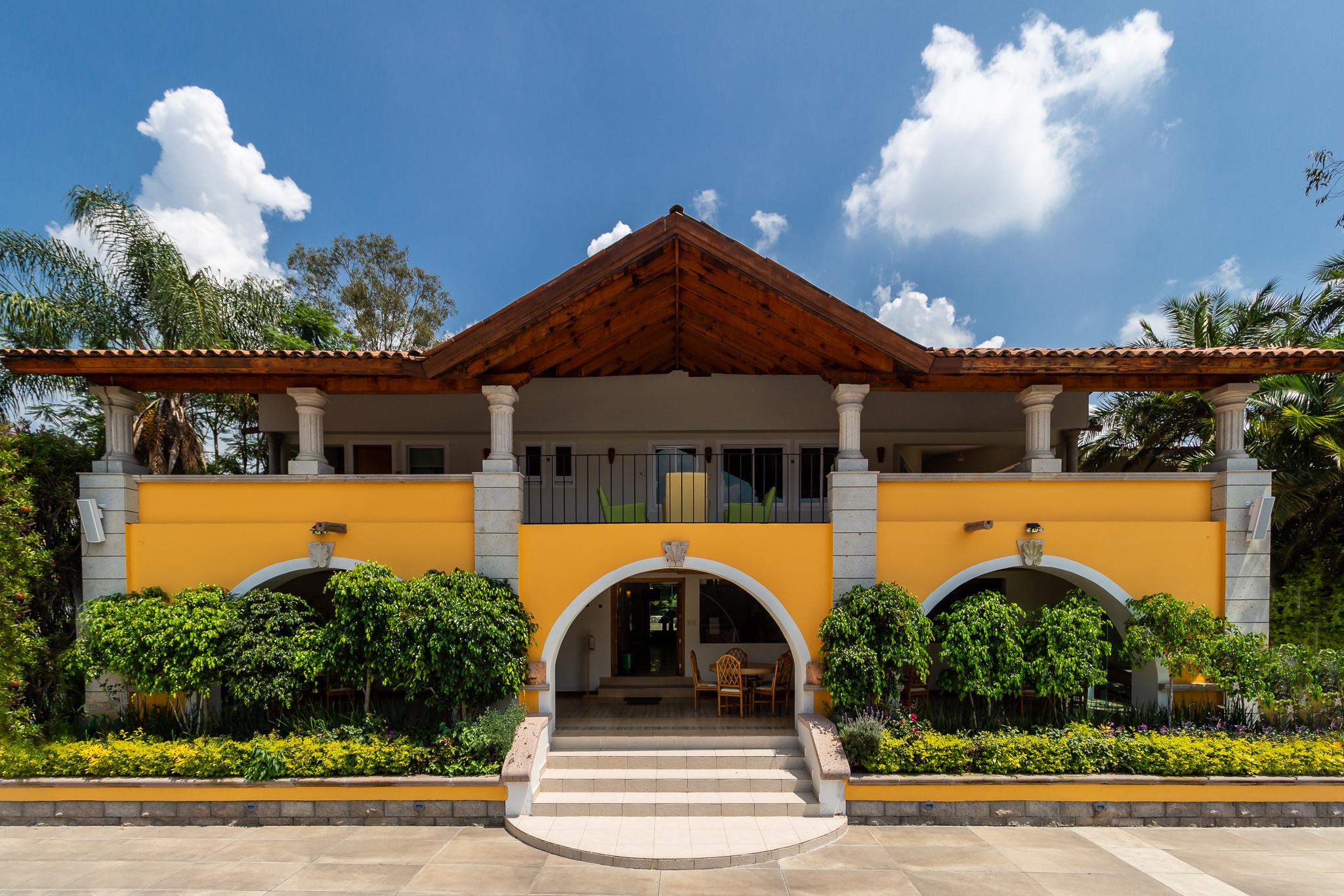 Hotel Hacienda Montesinos Morelia Bagian luar foto